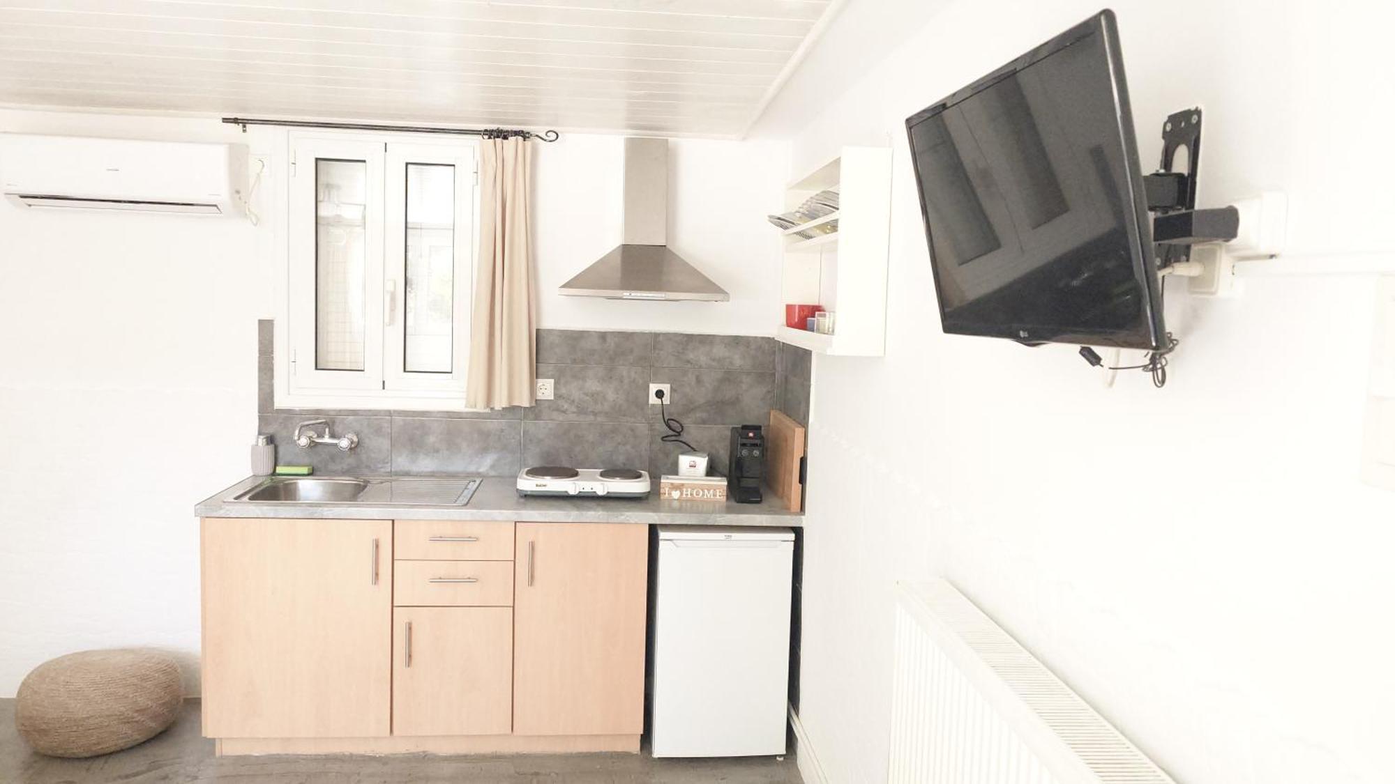 Elena Apartments Ithaca วาธี ภายนอก รูปภาพ